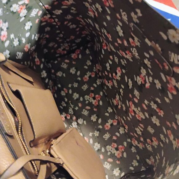 Steve Madden Tan Structured Tote Bag - Picture 8 of 13